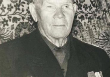 Петров Яков Варламович